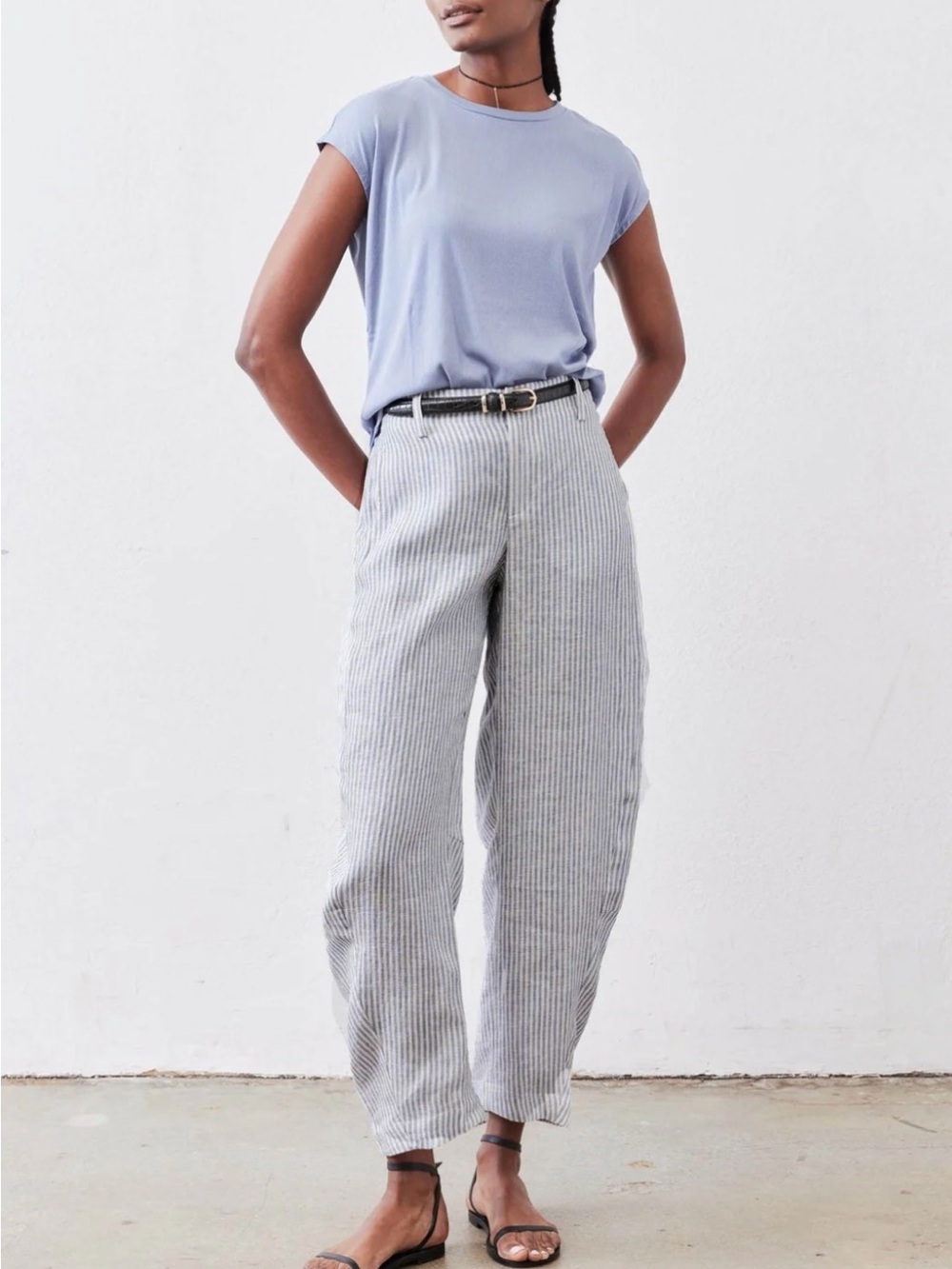 Ruti The Uptown Loose Linen Barrel Leg Pants White Blue Pintriped Size 4